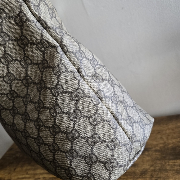 Gucci Gray Monogram Tote Bag - Picture 3 of 14